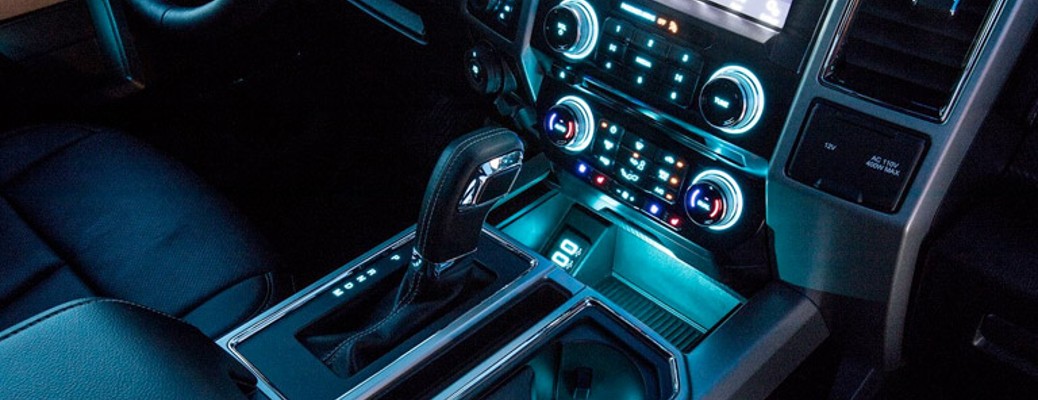 2018 Ford F-150 gearshift knob and buttons