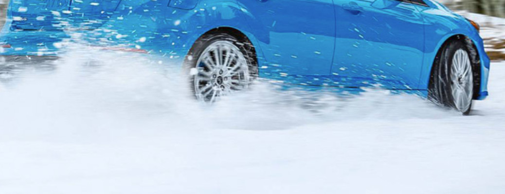 2018 Ford Focus RS wheels and tires in snow