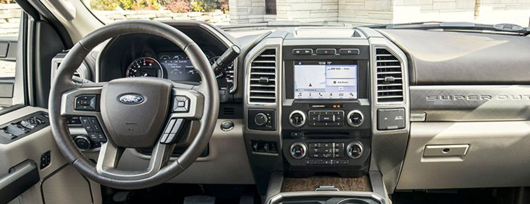 2018 Ford F-150 King Ranch steering wheel and display screen