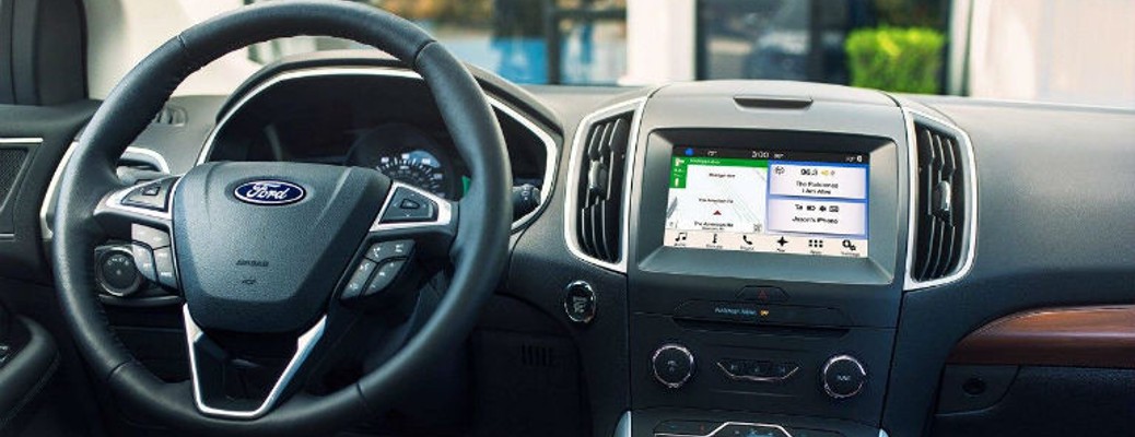 2018 Ford Edge steering wheel and touchscreen display