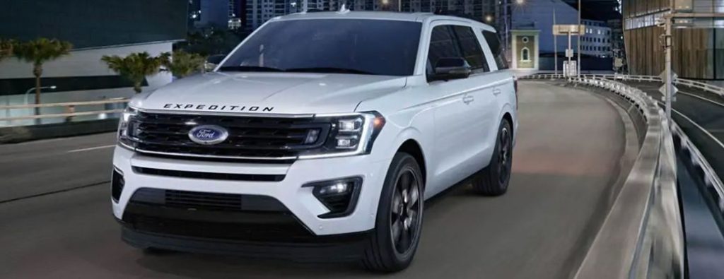 2020 Ford Explorer in white