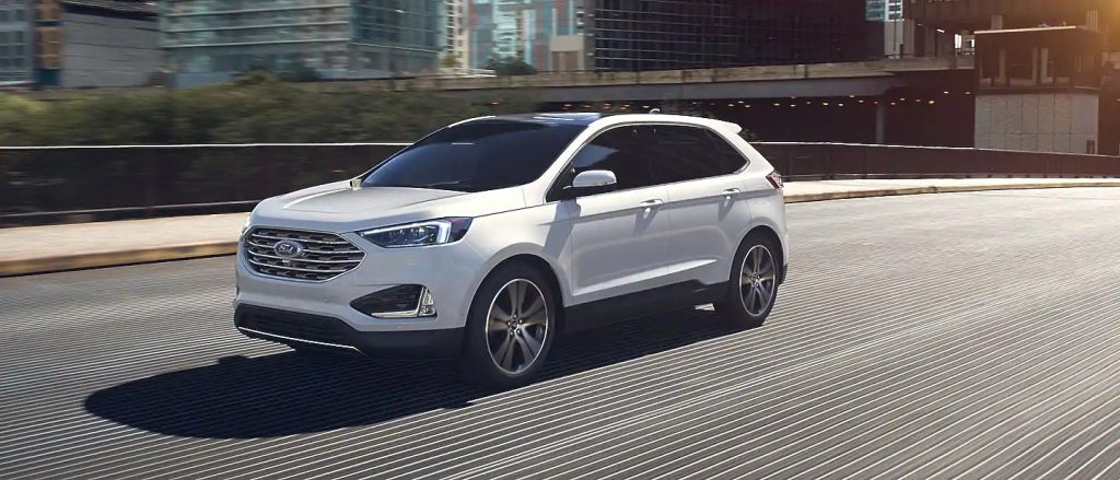 2020 Ford Edge star white paint
