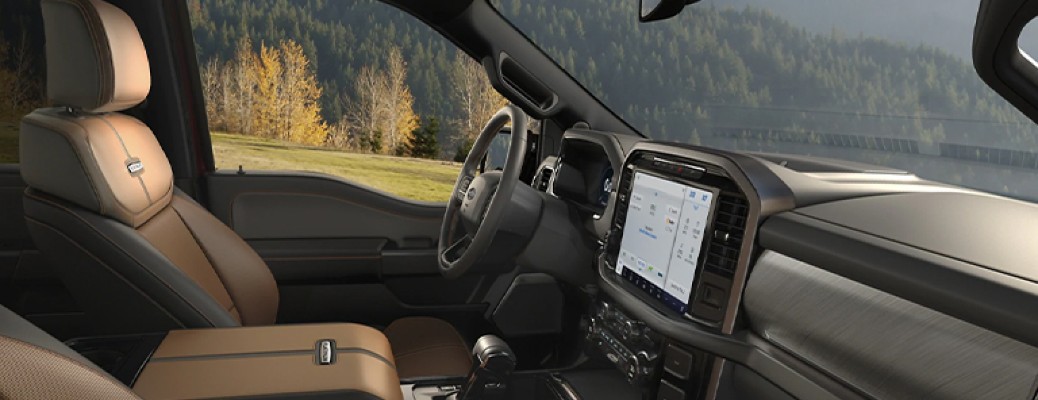 2021 Ford F-150 Platinum front seats