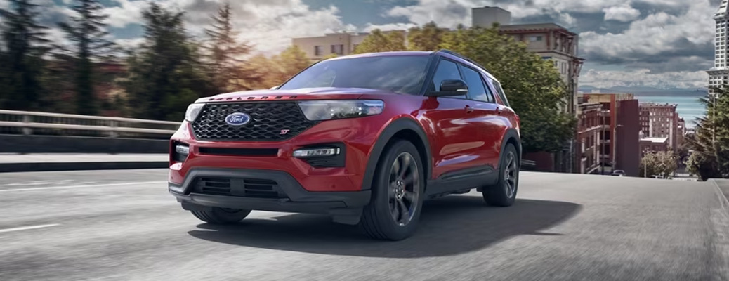 2023 Ford Explorer on a curved road