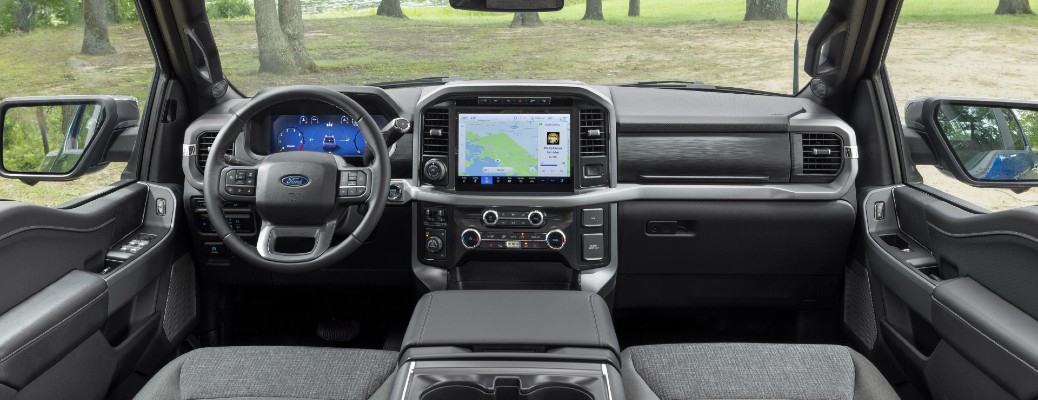 2024 Ford F-150 XLT front seats view
