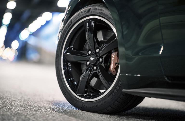 2019 Ford Mustang Bullitt wheel and tire