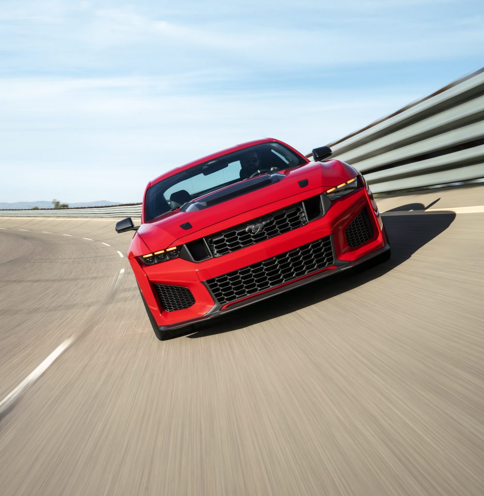 Dark Horse SC front view