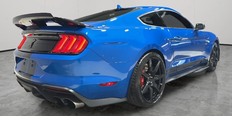 2021 Ford Mustang Shelby GT500 Velocity Blue 3/4 Rear Shot
