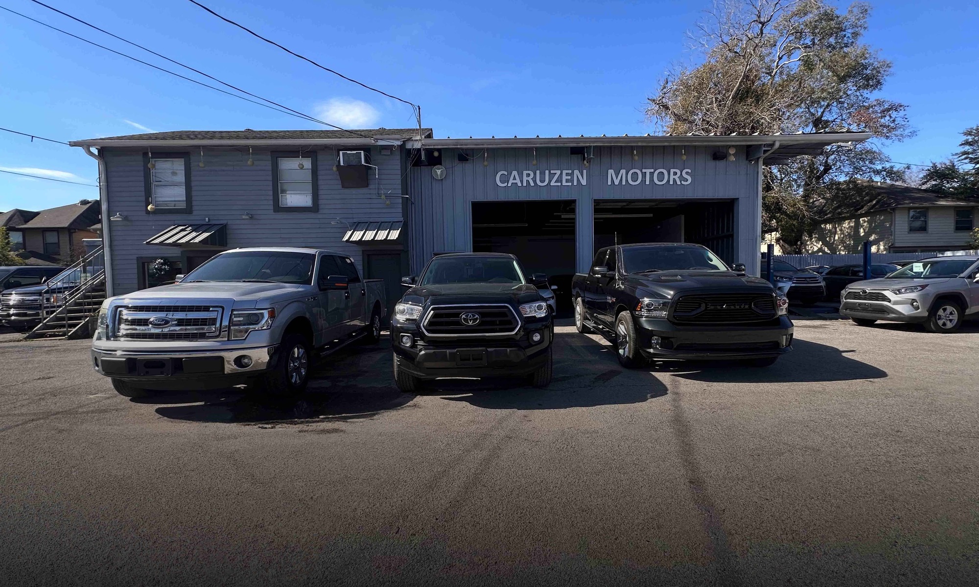 Caruzen Motors