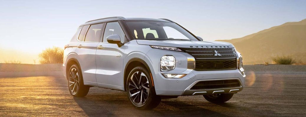 2025 Mitsubishi Outlander PHEV exterior side view
