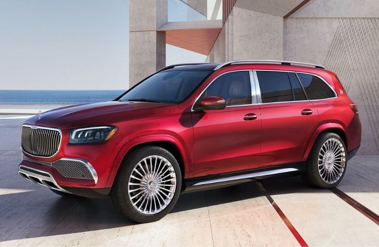 2021 Mercedes-Maybach GLS 600 SUV partial front and side view