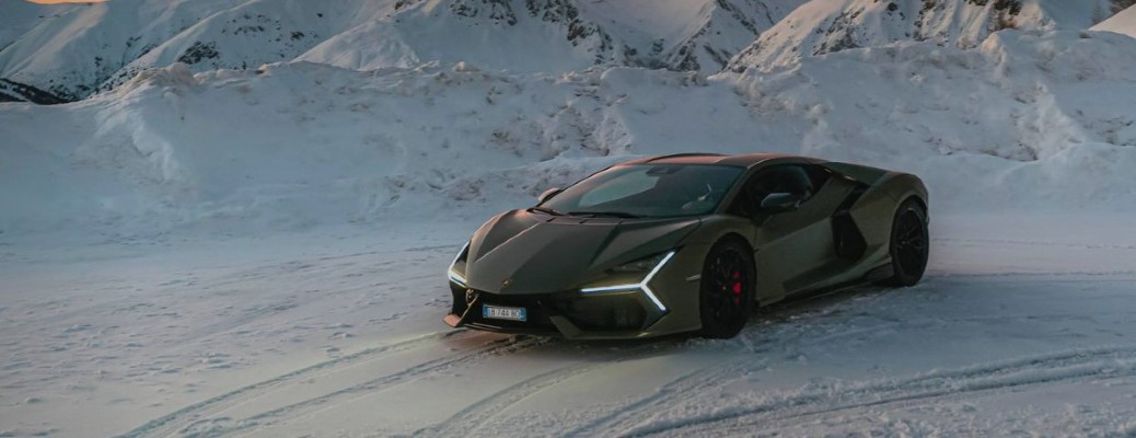 2026 Lamborghini Revuelto in snow