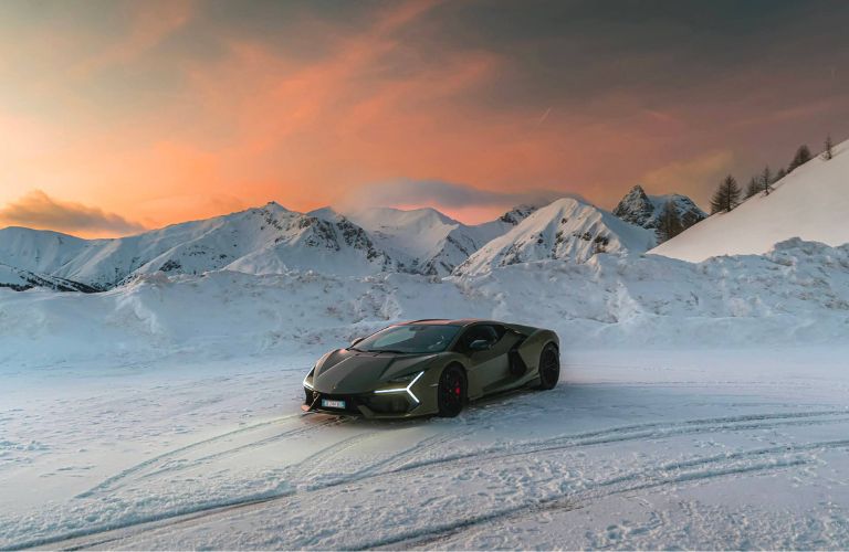 Front-quarter view of the Lamborghini Revuelto Black