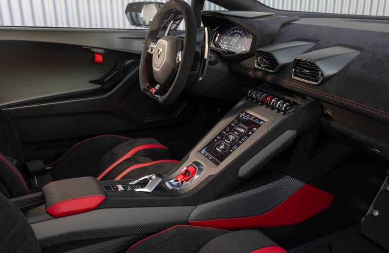 2022 Lamborghini Huracán STO Base cabin view