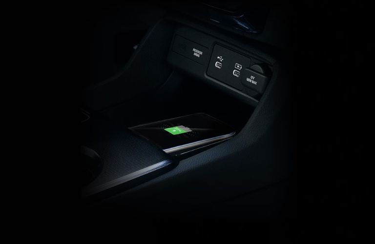 wireless phone charger in the 2025 Honda Civic Sedan