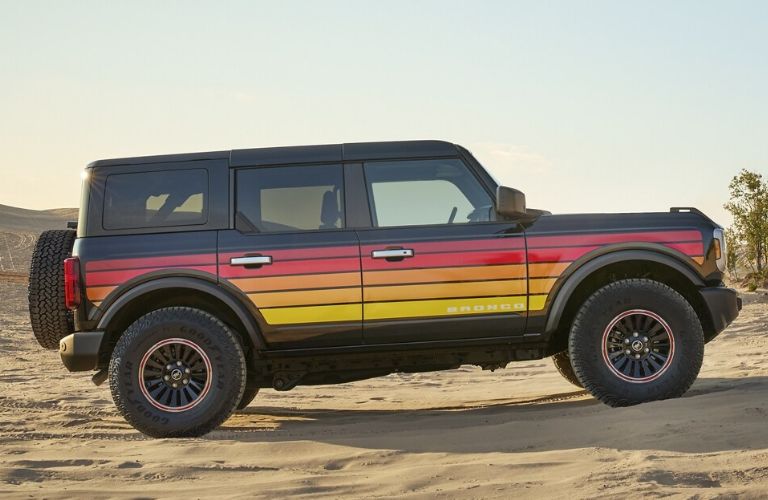 2025 Ford Bronco side view