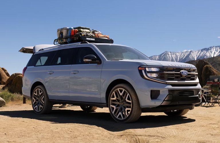 2027 Ford Expedition side and partial front view