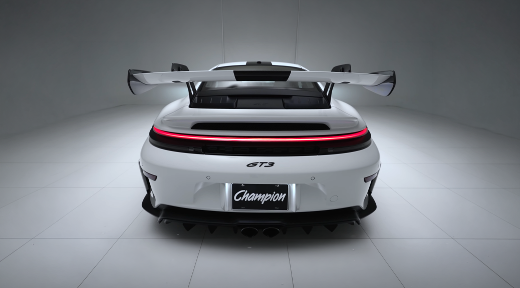 Our Porsche Brand Ambassador, Alexander de Pooter, goes over some of the highlights of the new 911 GT3 (992.2) with Weissach Package.