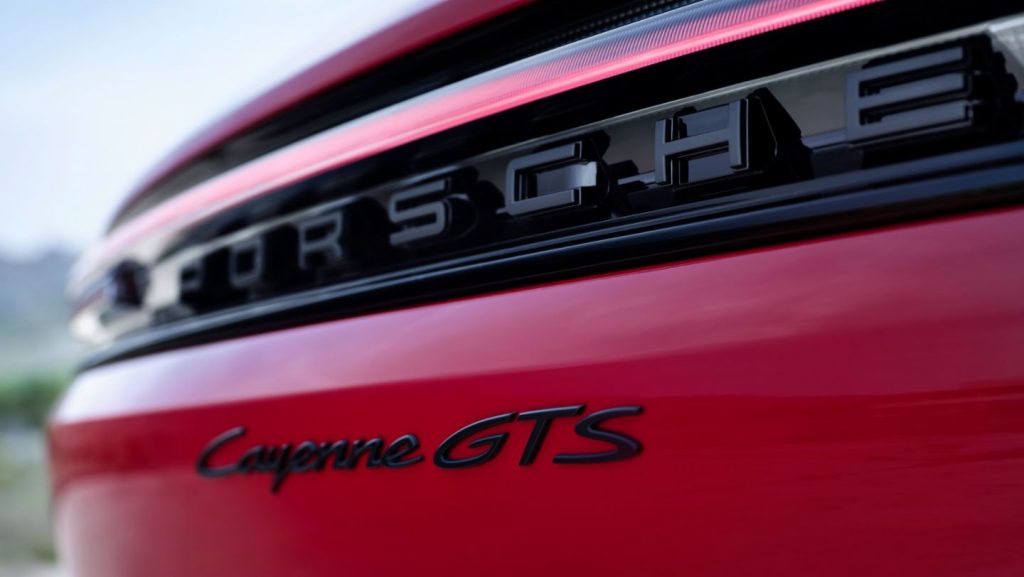 Cayenne S vs GTS, Porsche Cayenne S vs GTS, Cayenne GTS worth it, Cayenne S or GTS, Porsche SUV comparison, Cayenne V6 vs V8, Champion Porsche Cayenne