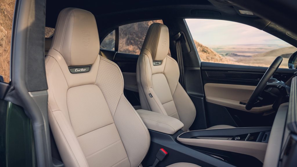 Macan Turbo Electric front seats driver and passenger seat interior