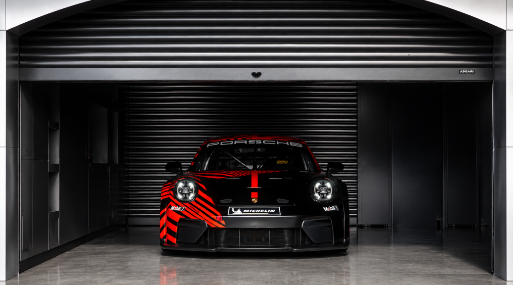 Porsche 911 GT4 R