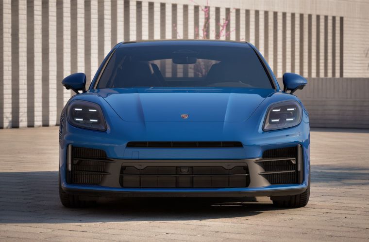 2027 Porsche Panamera exterior front view