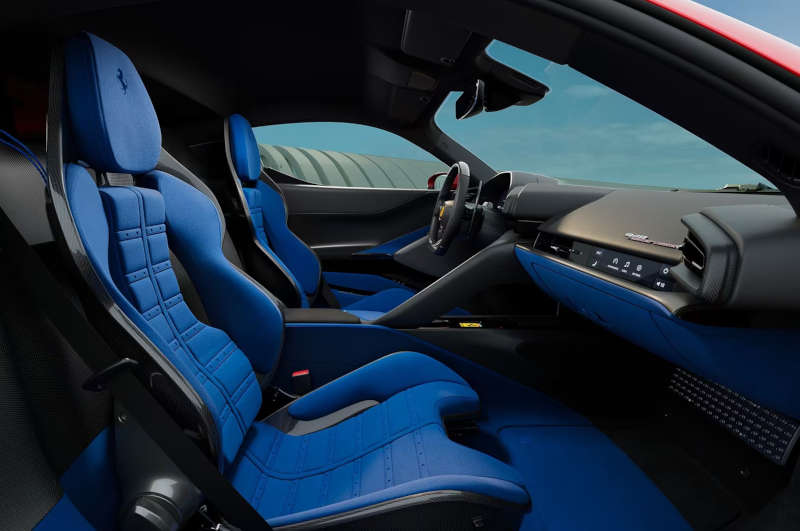 The cockpit of the 849 Testarossa