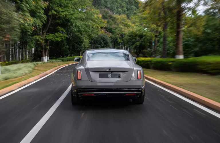 Rear view of the Rolls-Royce Spectre Gray