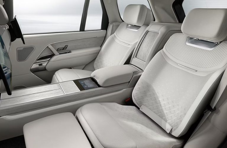 2026 Range Rover SV cabin view