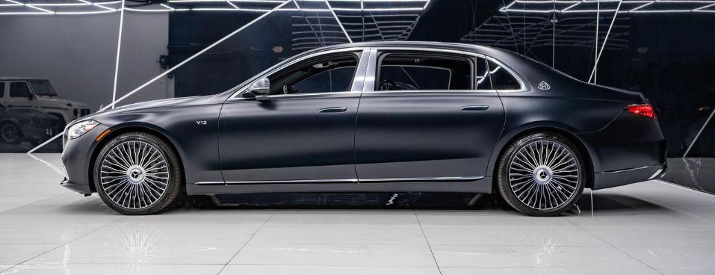 Side view of the 2024 Mercedes-Maybach® S 680 4MATIC® Sedan Gray