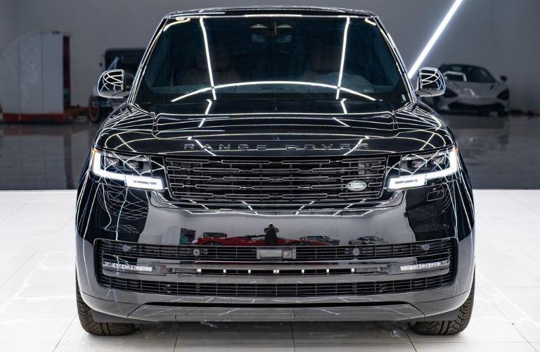 Front view of the 2026 Land Rover Range Rover SE