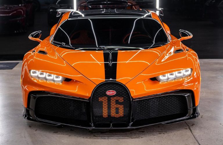 Front view of the 2023 Bugatti Chiron Pur Sport