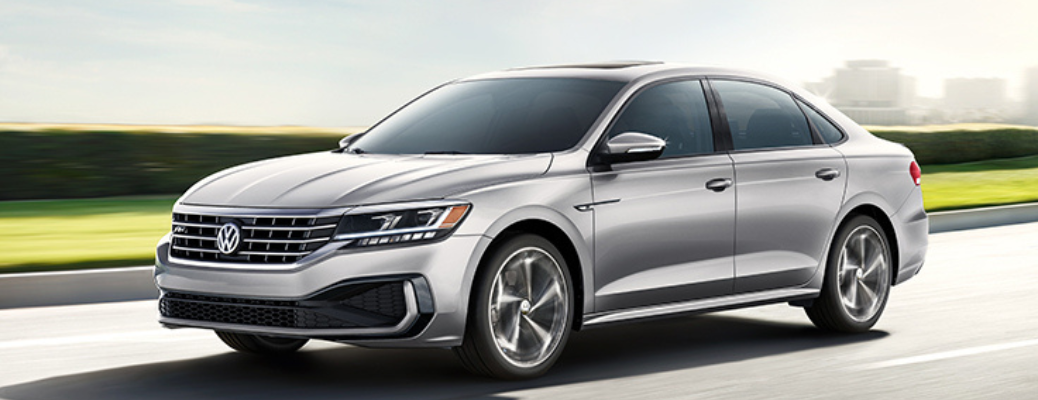 2020 VW Passat side view