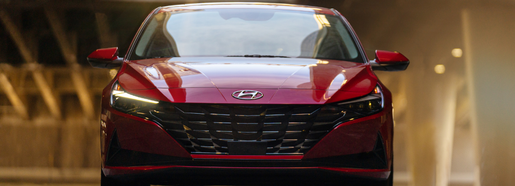 2022 Hyundai Elantra front look in building