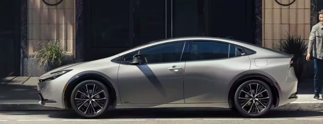 2023 Toyota Prius exterior side looks