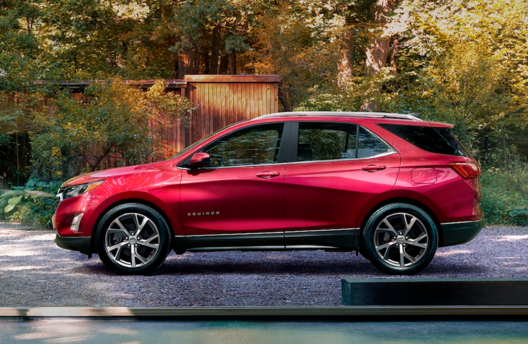 2021 Chevrolet Equinox side view
