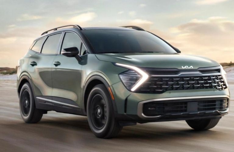 2023 Kia Sportage side and front view