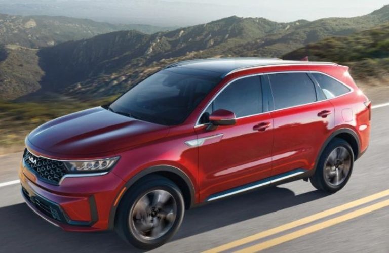 2022 Kia Sorento Hybrid three-angled view