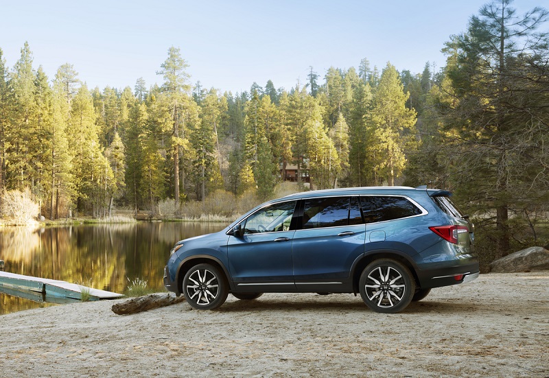 Exterior 2019 Honda Pilot in West Burlington