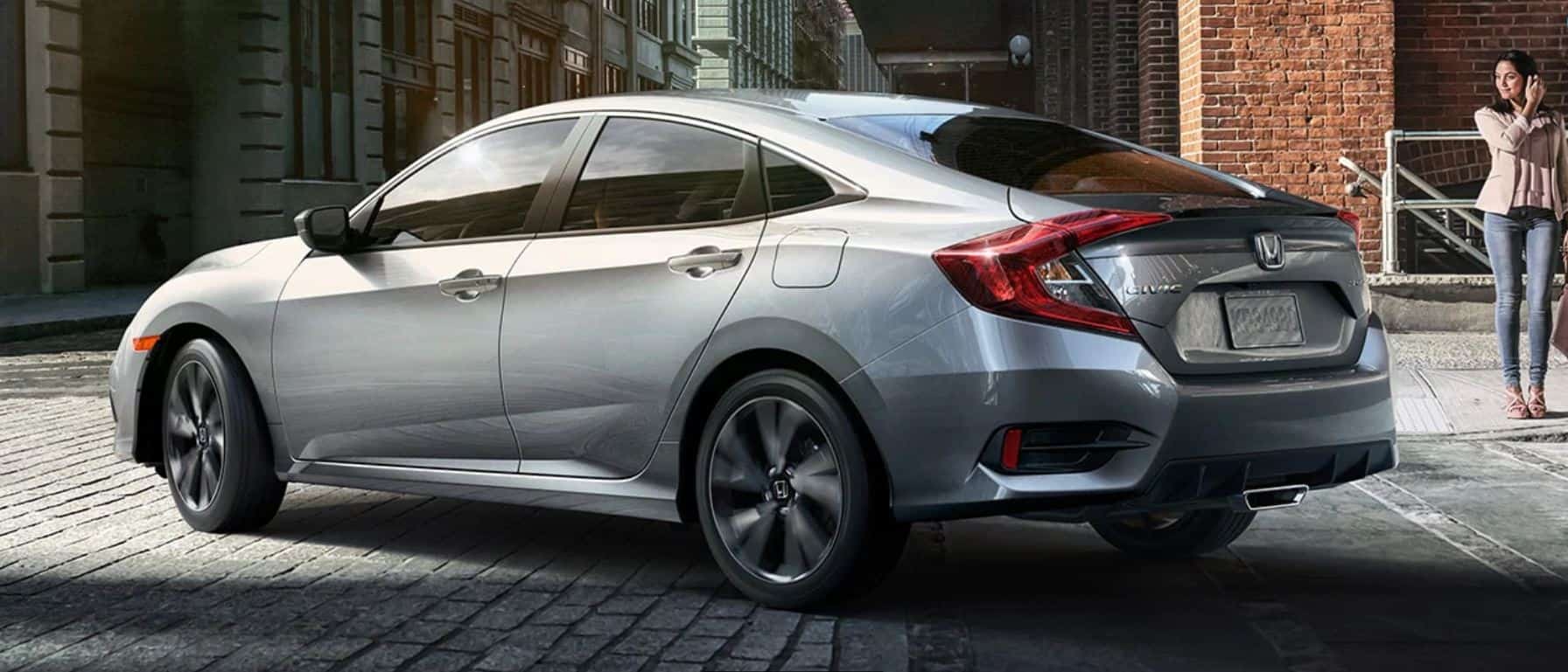 2020 Honda Civic Head-To-Head Against Models Like the 2020 Toyota Corolla