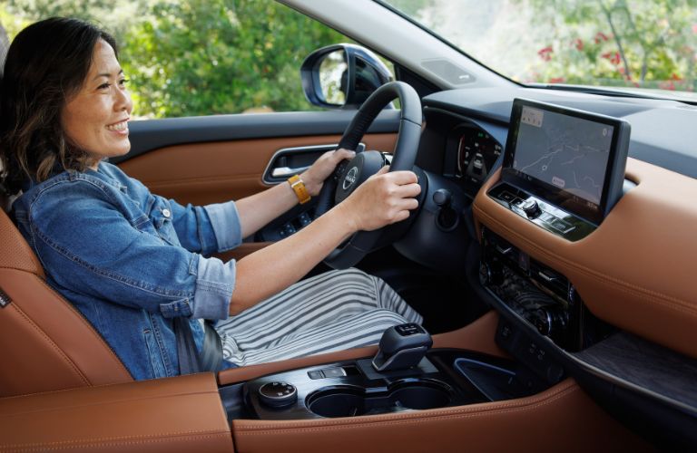 Nissan Rogue front seat side view