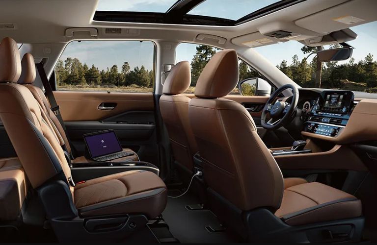 Used Nissan Pathfinder SUV with sunroof