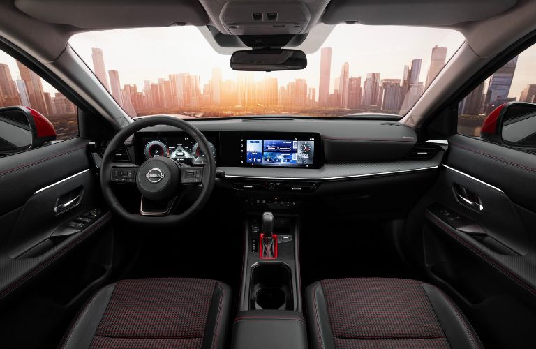 Nissan Kicks front seats and dashboard