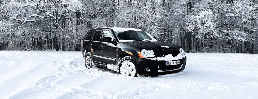 Jeep in snow