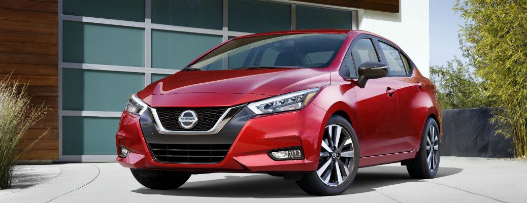 A front left quarter photo of the 2020 Nissan Versa.