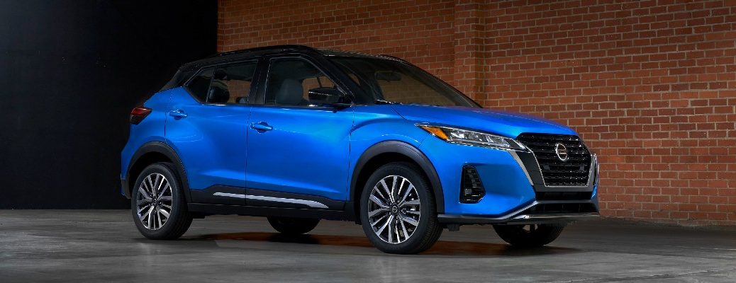 A right profile look at the 2021 Nissan Kicks.