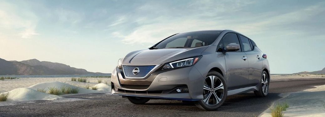 2022 Nissan Leaf front and side view