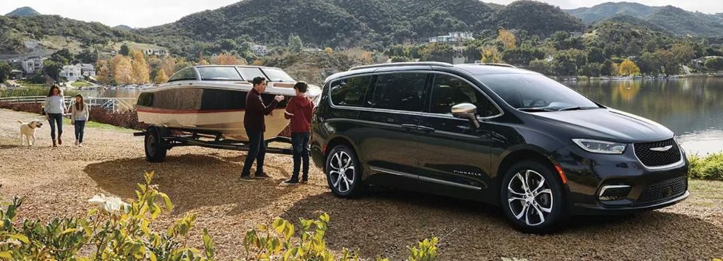 2026 Chrysler Pacifica exterior side view