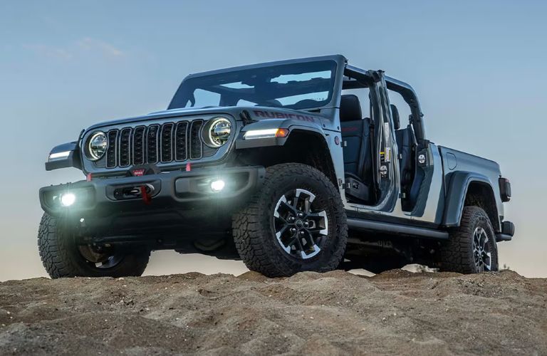 2026 Jeep Gladiator exterior front side view