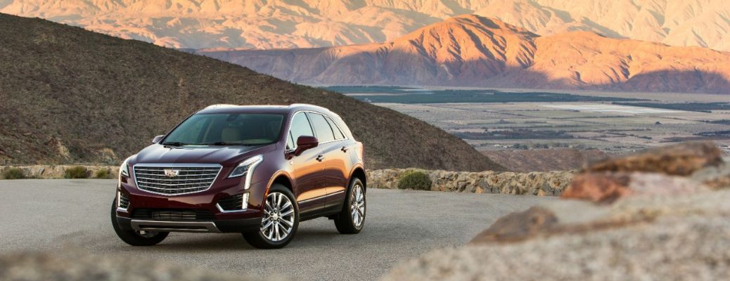 2017 Cadillac XT5 front view